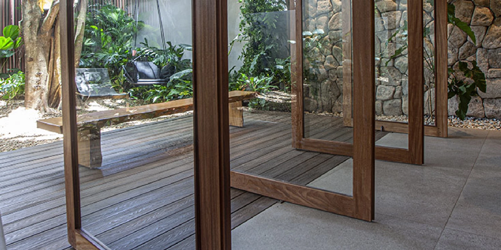 Outdoor decorations with arkodeck E