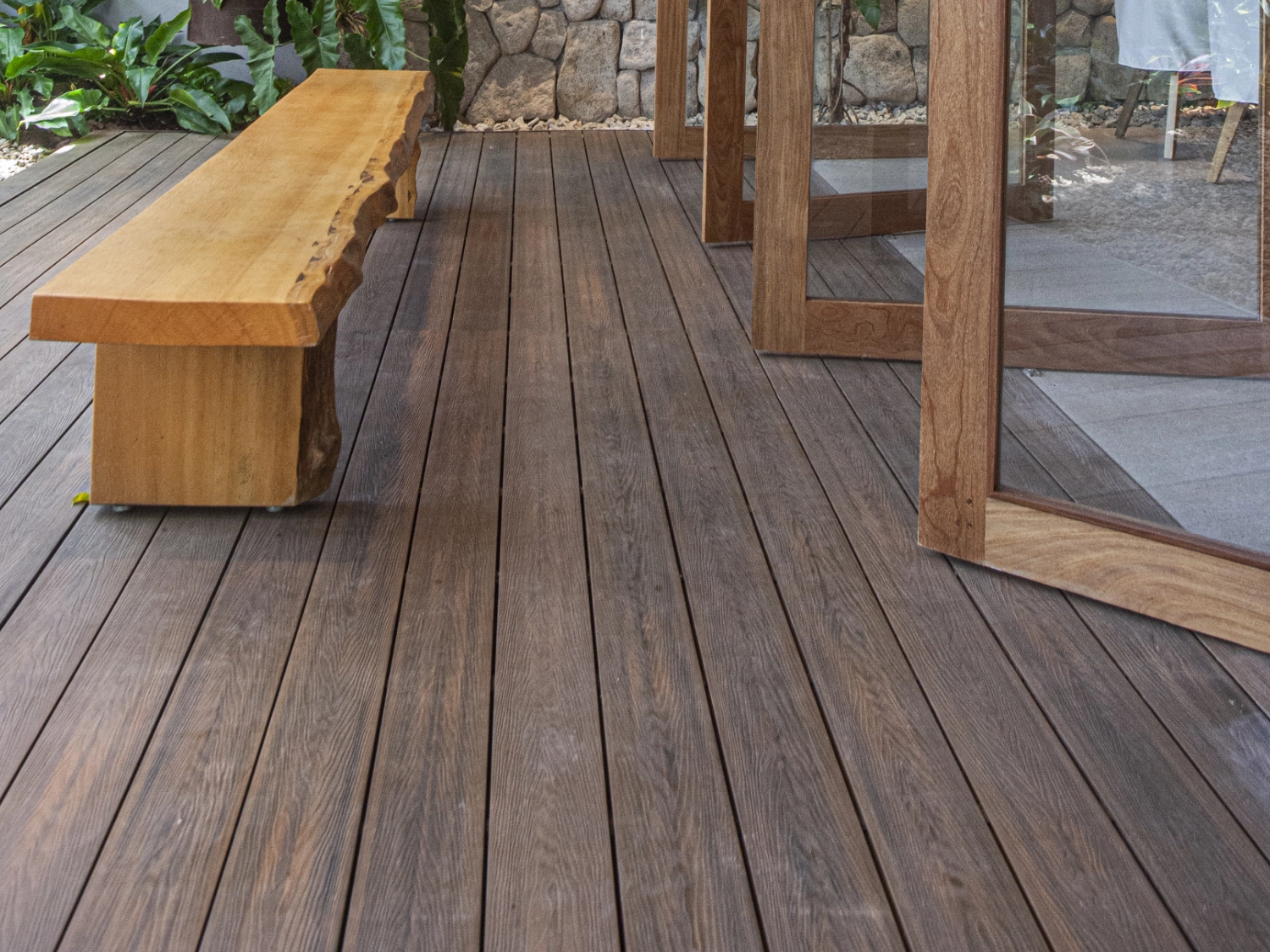 Outdoor decorations with arkodeck E