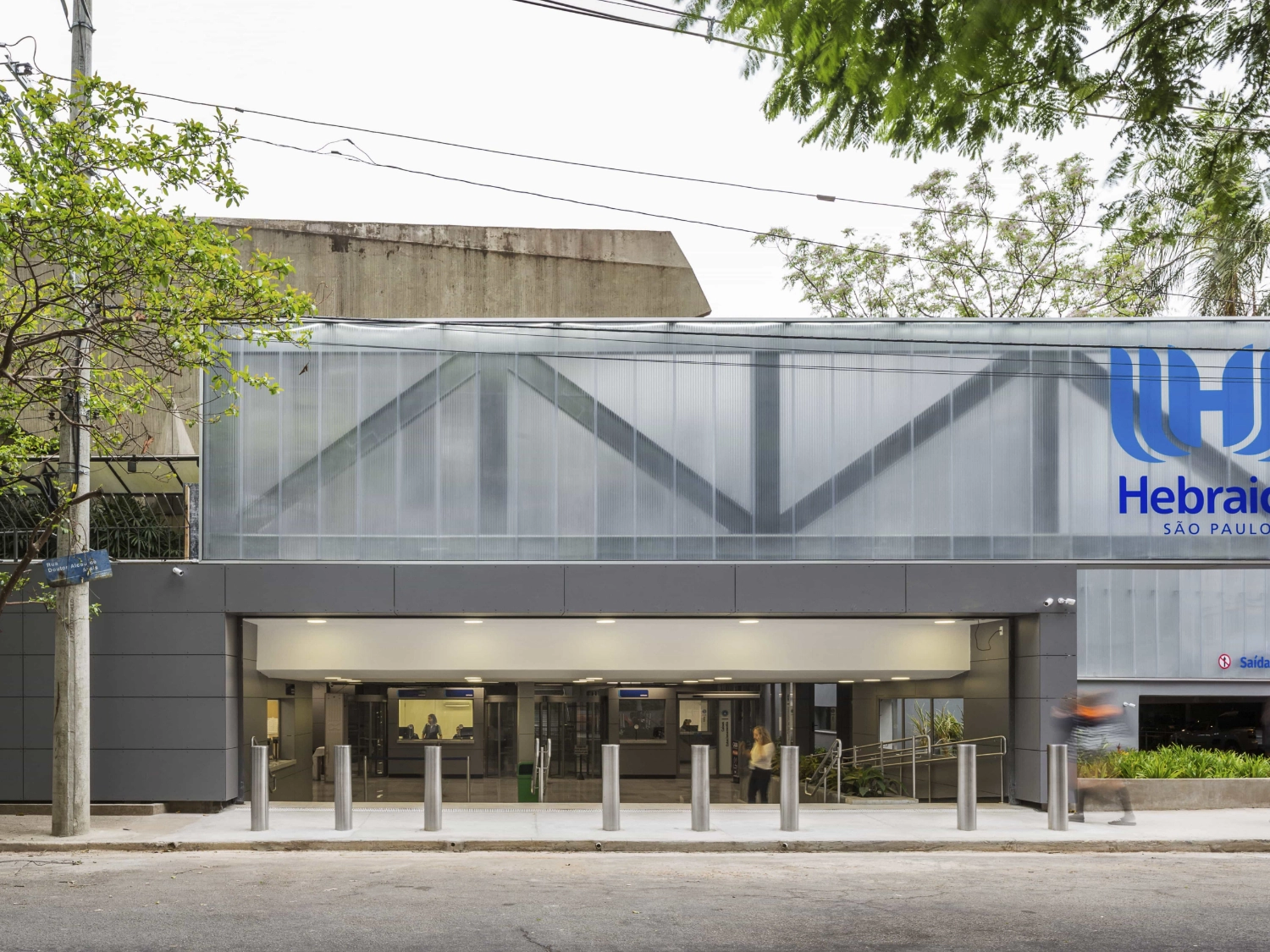 mall facade made with arkowall products