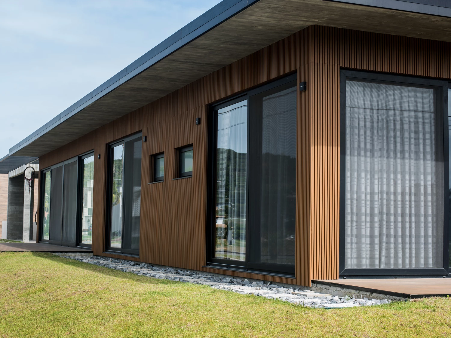 Casa moderna por arkowood EPL localizada no Projeto Garopaba