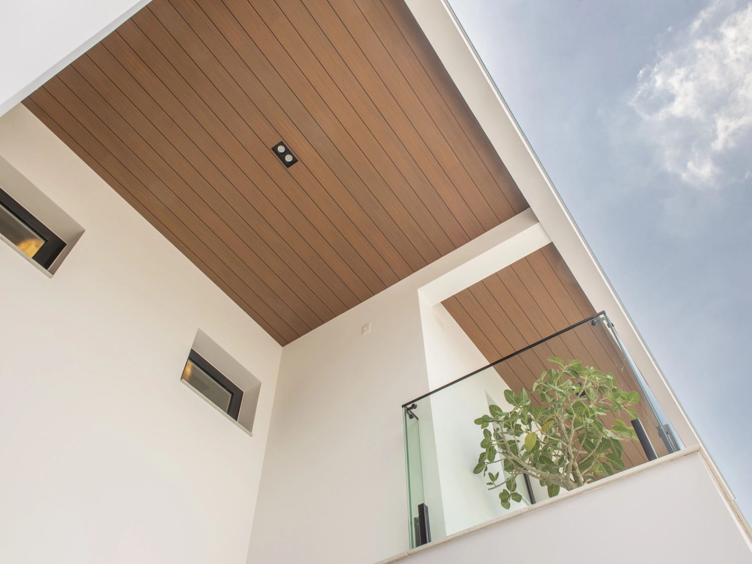 Arkowood EPL Modern House