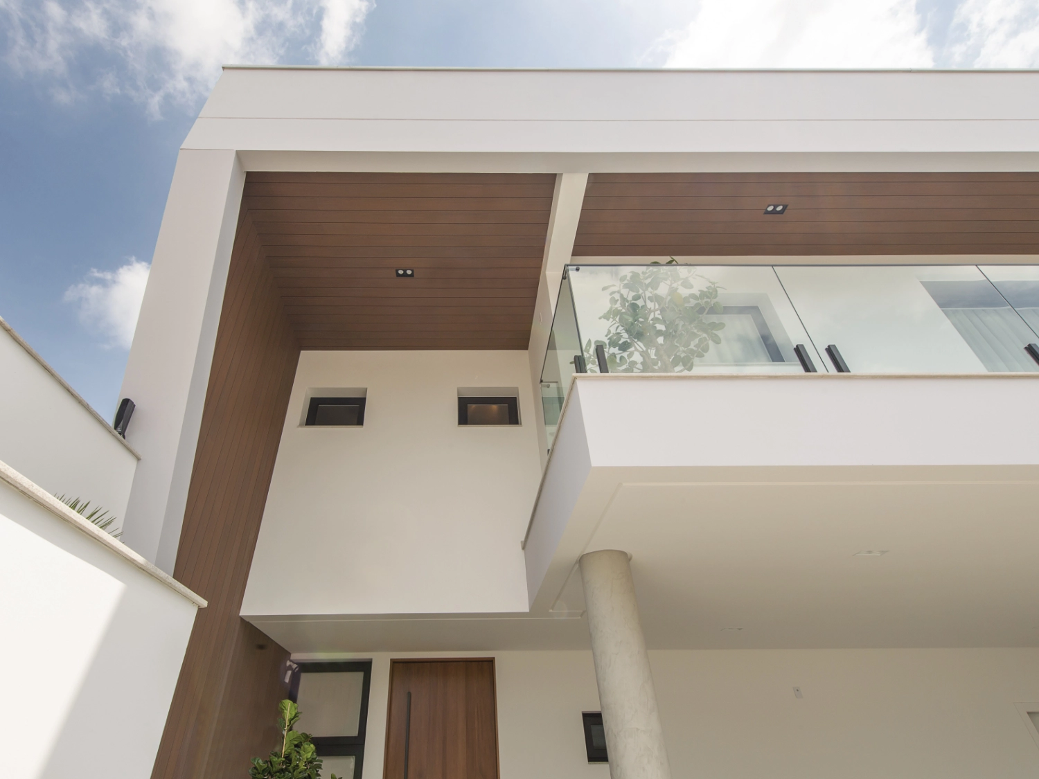 Arkowood EPL Modern House