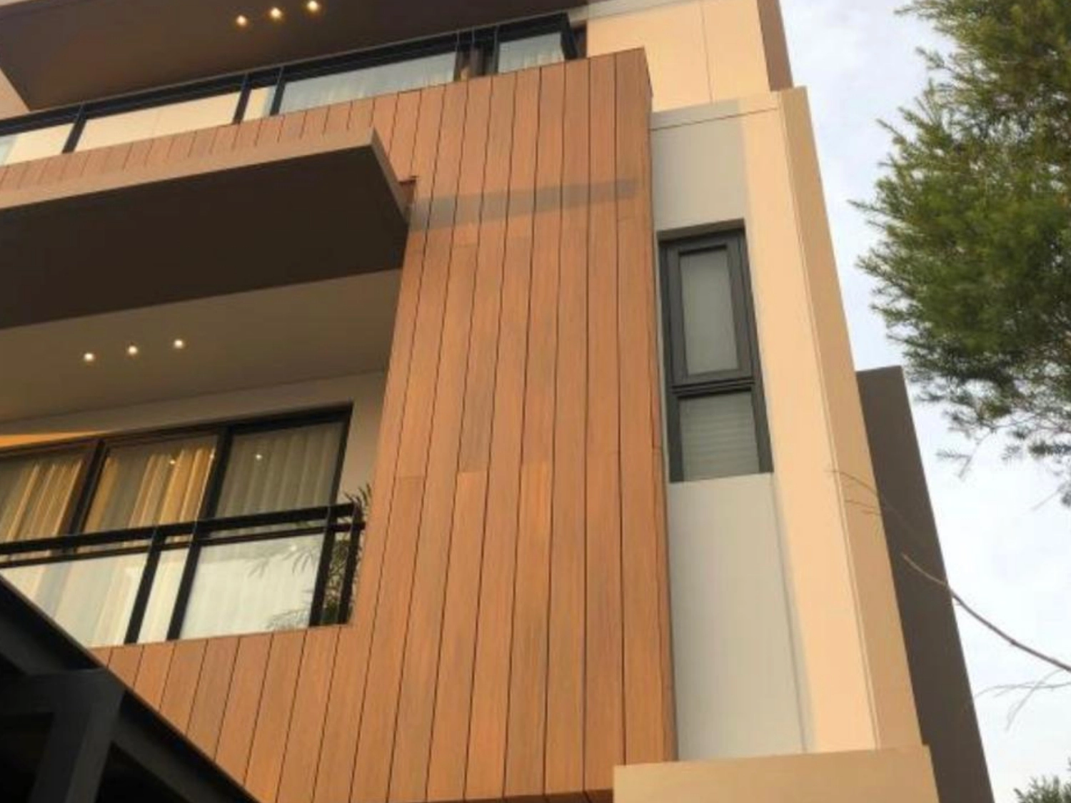 Arkowood EPL Luxury Home