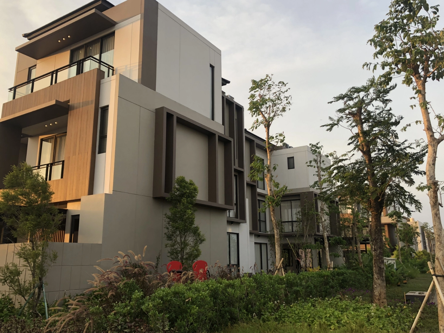 Arkowood EPL Luxury Home