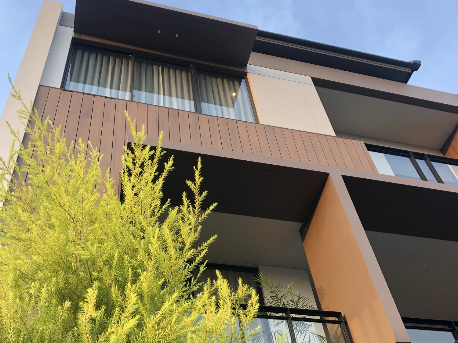 Arkowood EPL Luxury Home