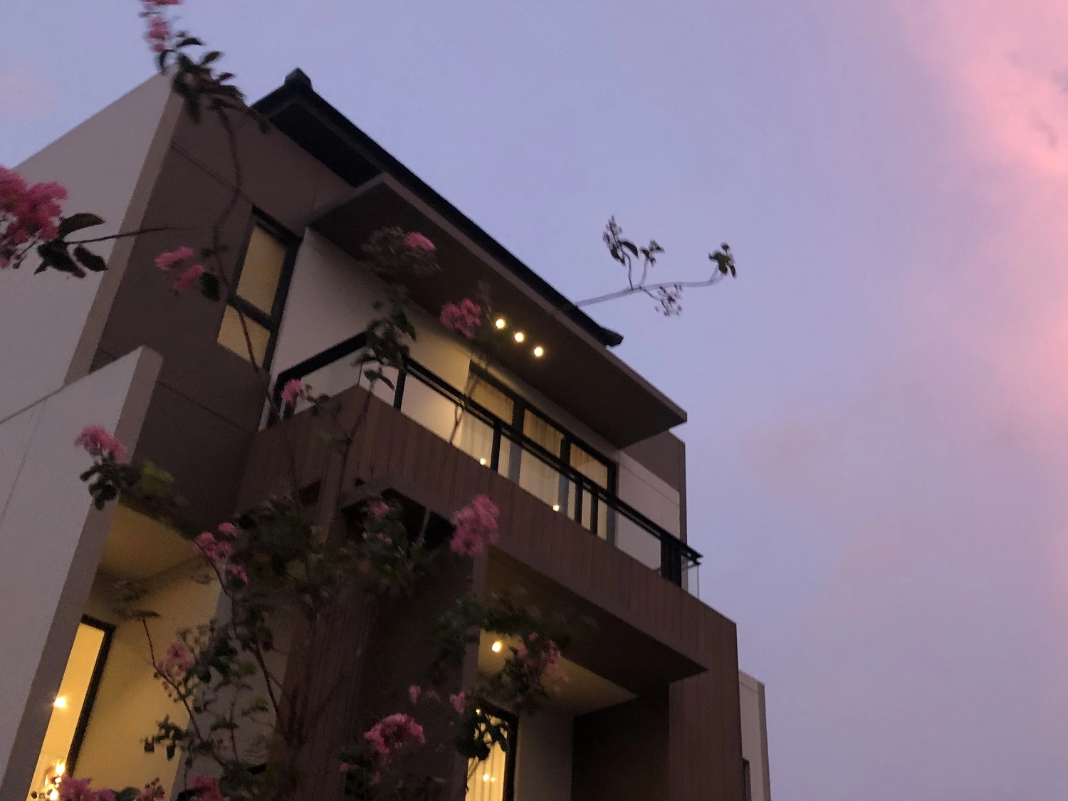 Arkowood EPL Luxury Home