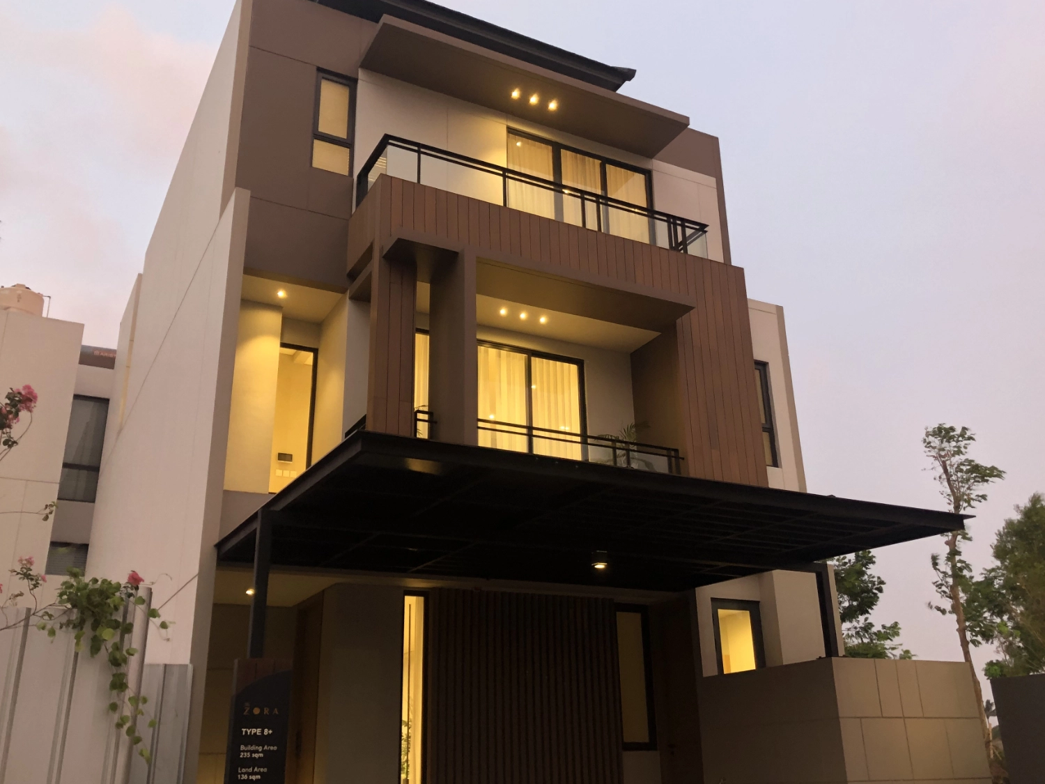 Arkowood EPL Luxury Home