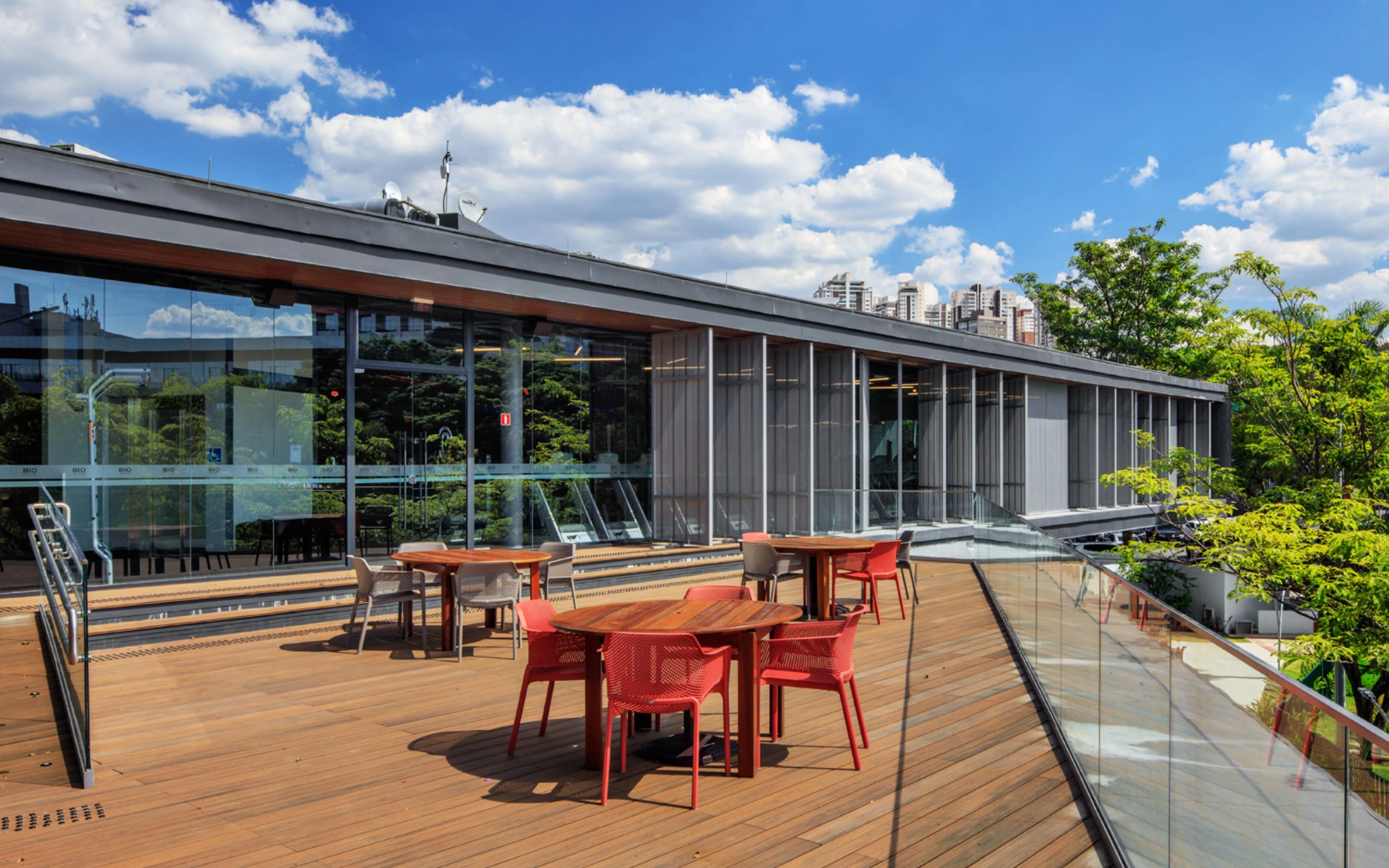 Arkodeck Elegant House