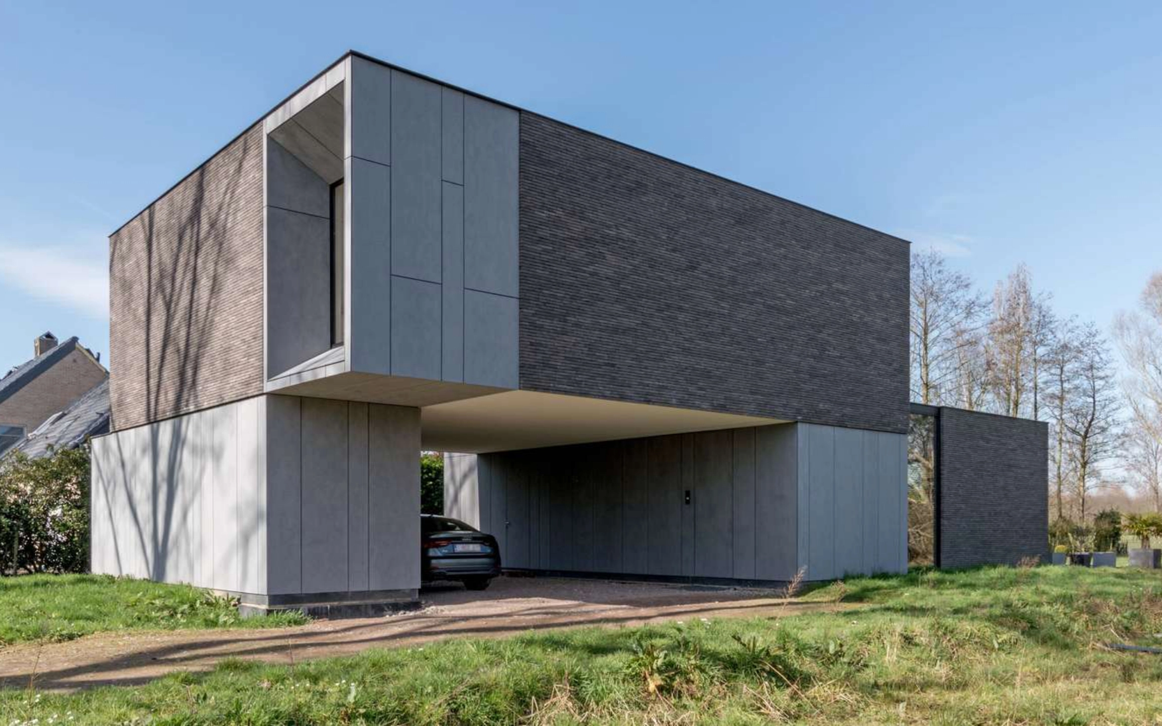 Product equitone in houses portugal