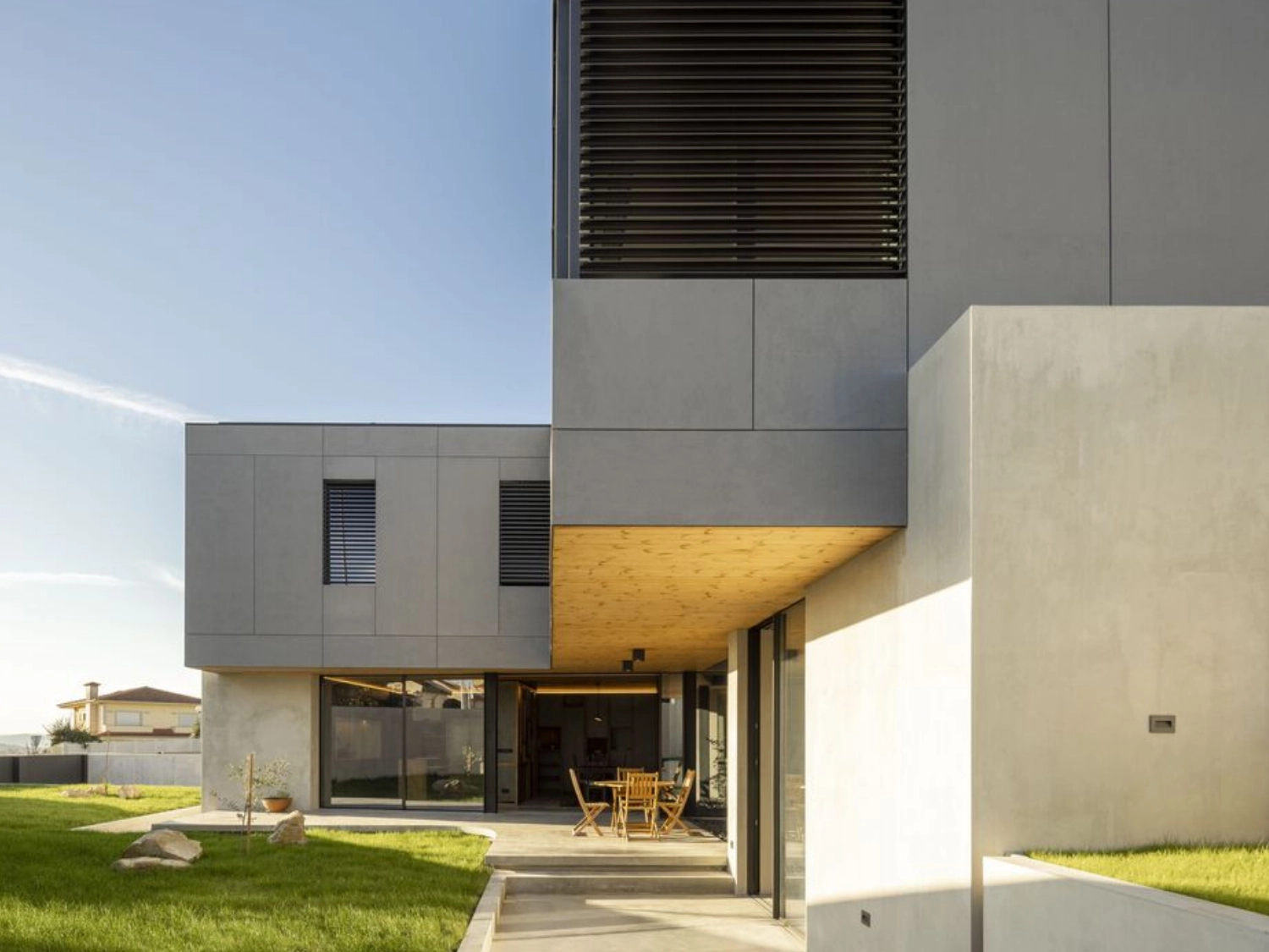 Product equitone in houses portugal